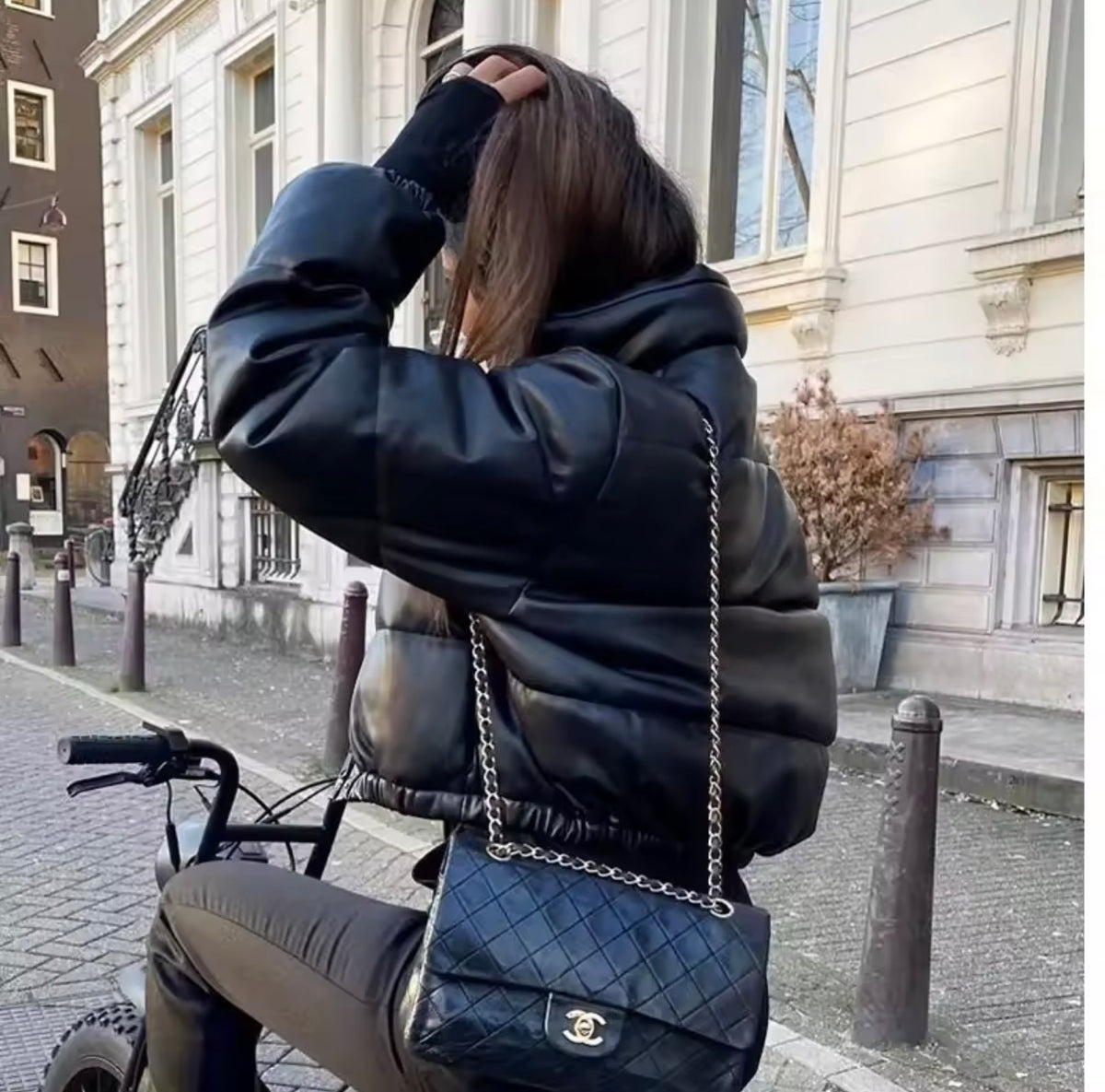 VESTE PALACE