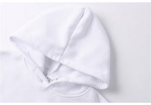 Charger l&#39;image dans la galerie, a close up of a towel on a towel 
