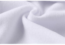 Charger l&#39;image dans la galerie, a close up of a white towel on a white towel 
